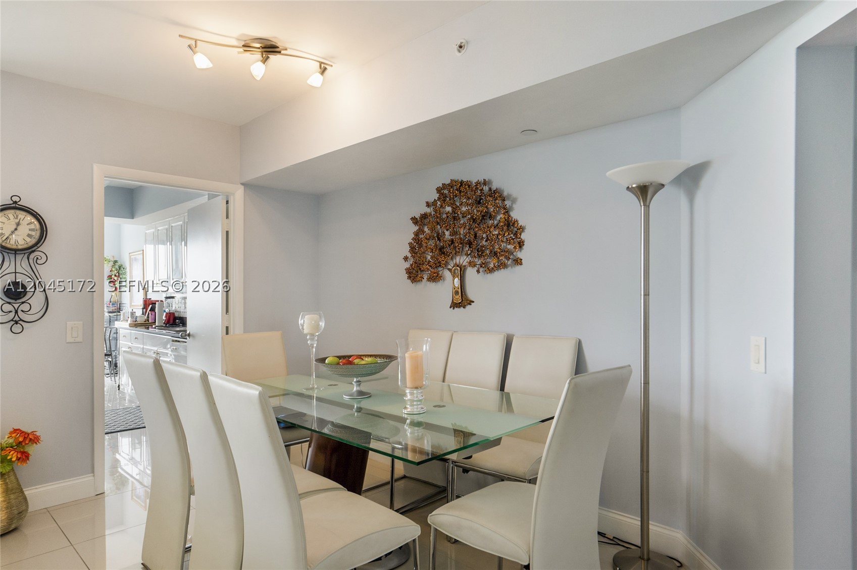 21055 Yacht Club Dr #2005, Aventura FL 33180