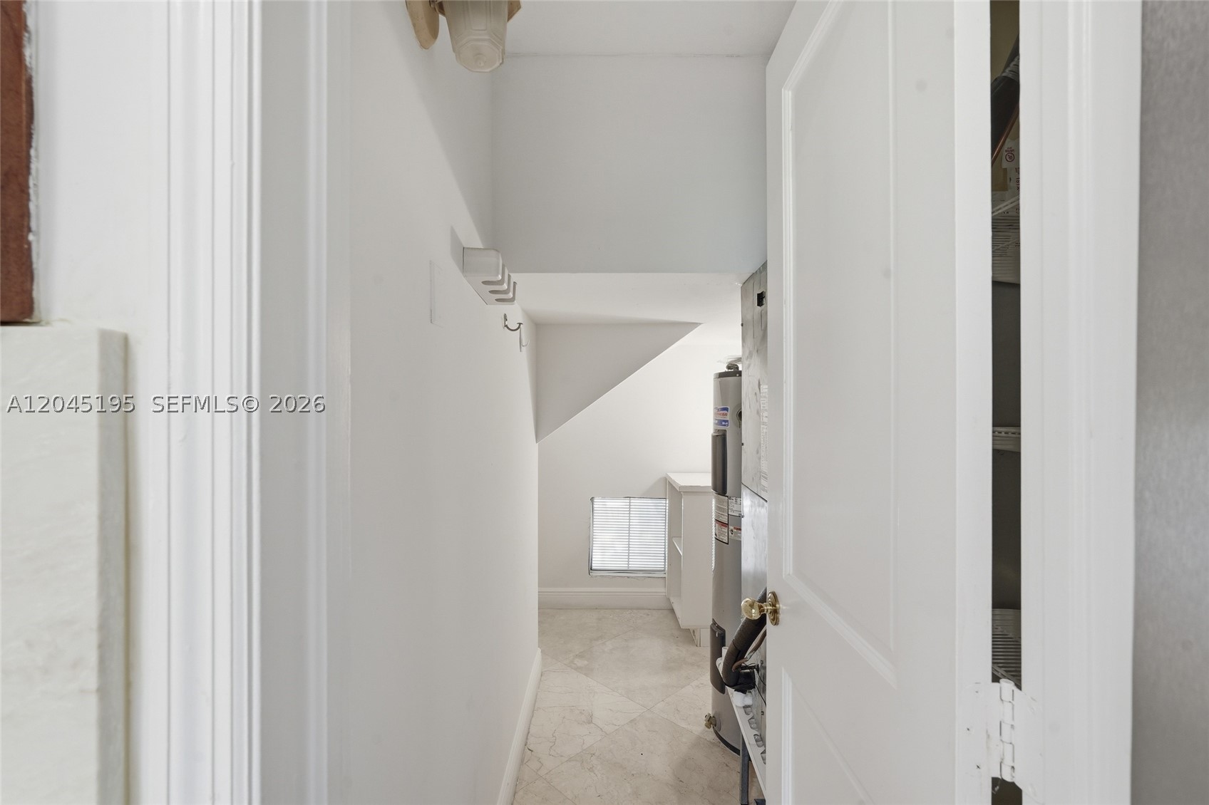 592 Fernwood Rd #B, Key Biscayne FL 33149