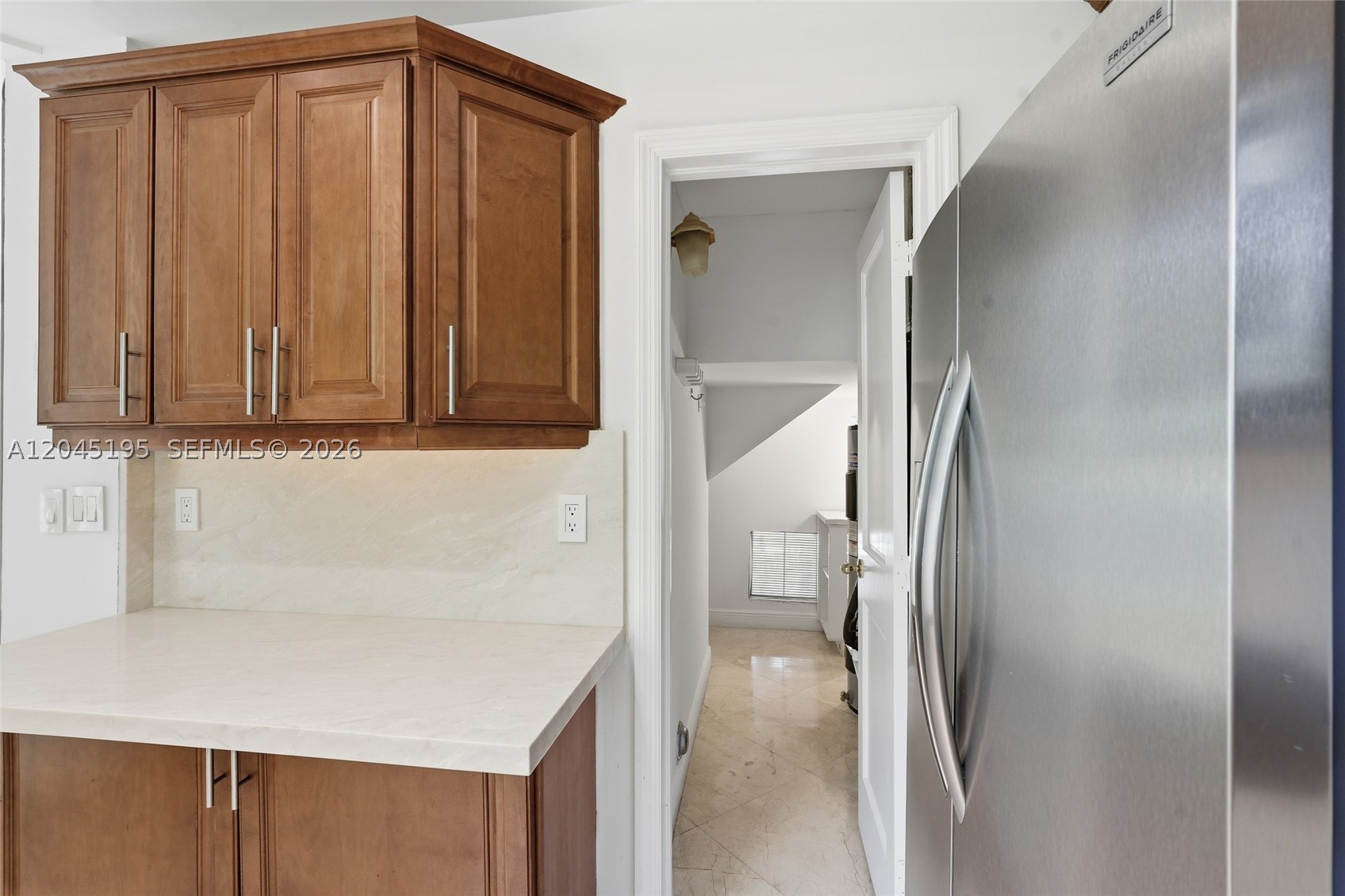 592 Fernwood Rd #B, Key Biscayne FL 33149