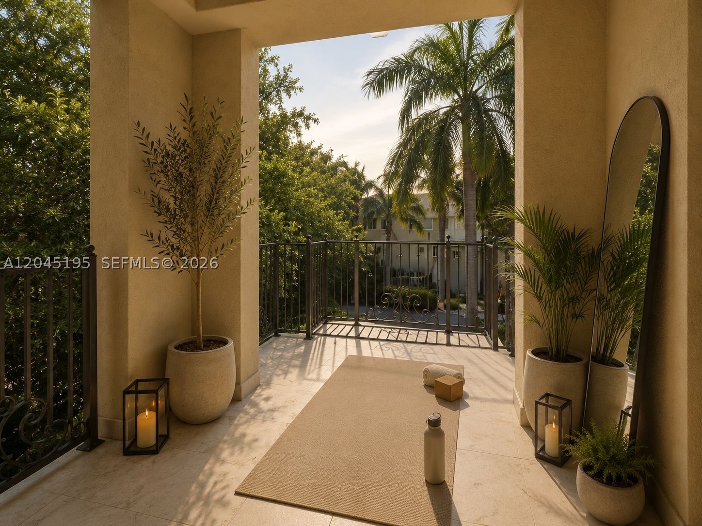 592 Fernwood Rd #B, Key Biscayne FL 33149