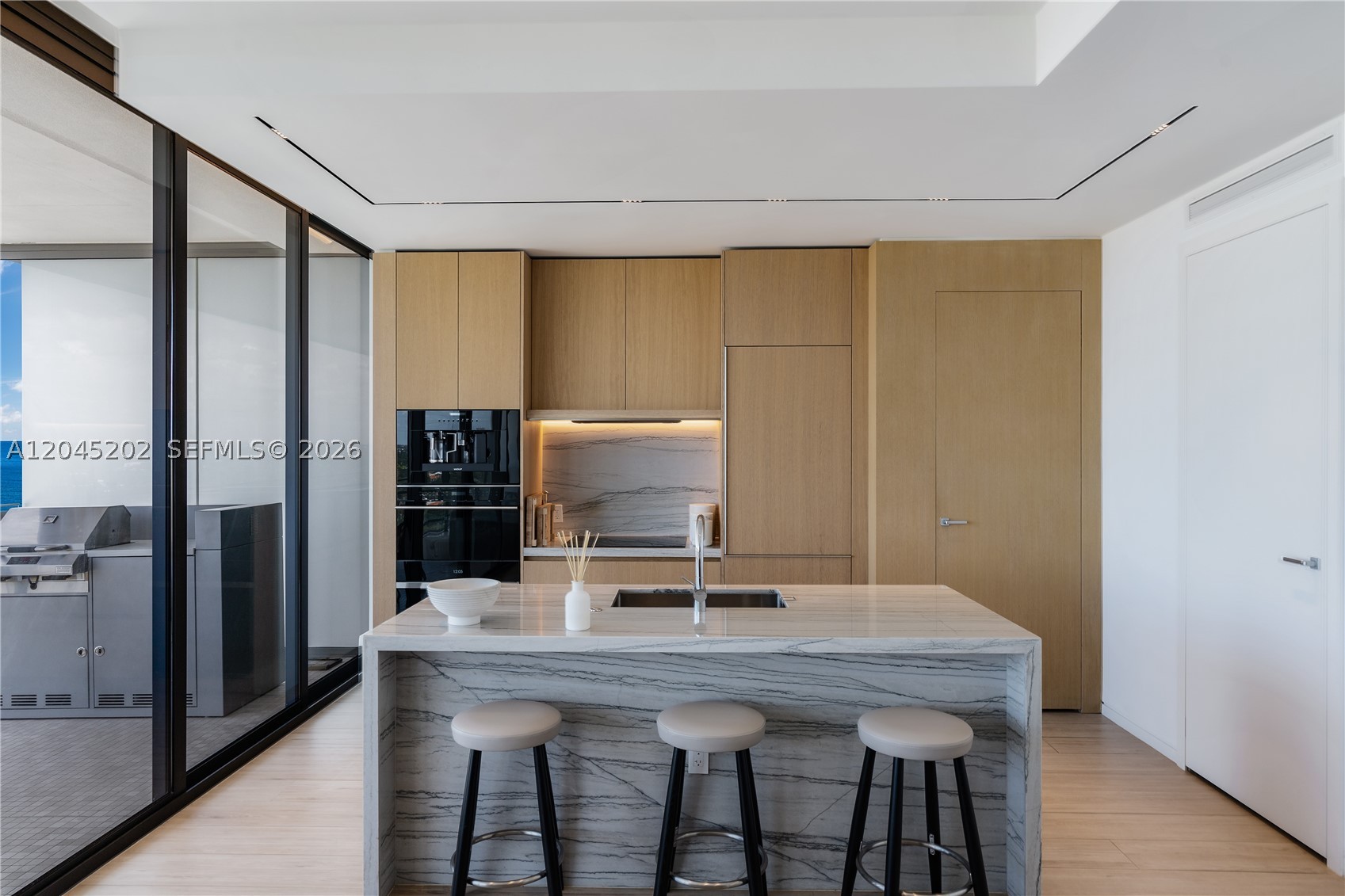 8701 Collins Ave #1103, Miami Beach FL 33154