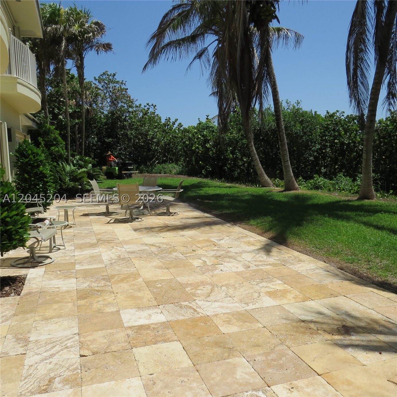404 S Beach Rd #404, Jupiter Island FL 33455