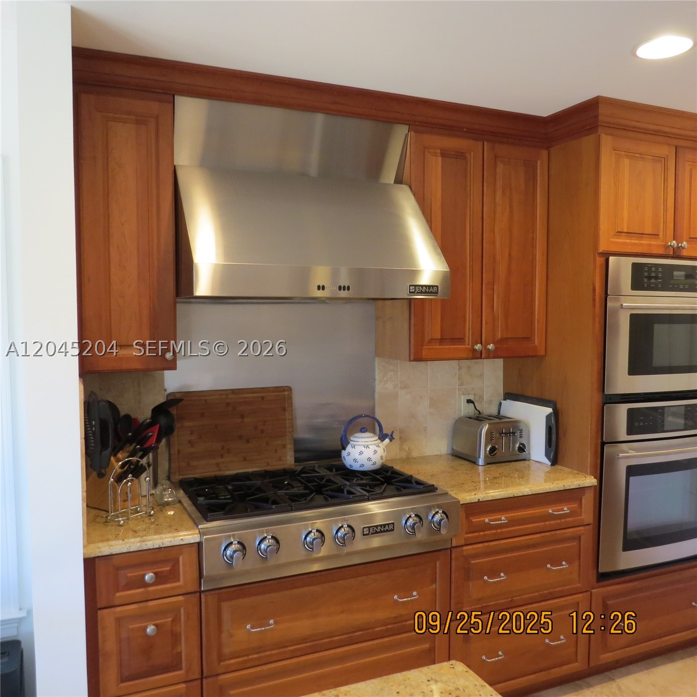 404 S Beach Rd #404, Jupiter Island FL 33455