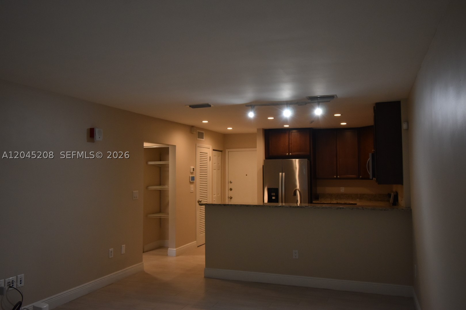 13900 Lake Placid Ct #A24, Miami Lakes FL 33014