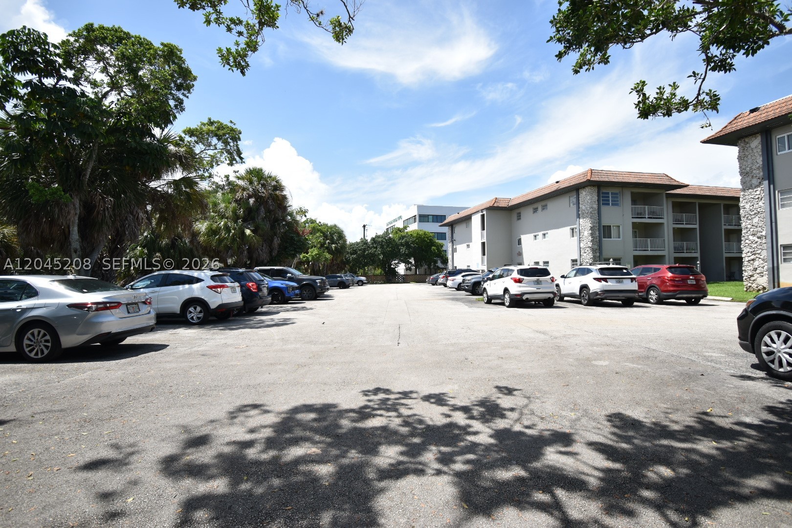 13900 Lake Placid Ct #A24, Miami Lakes FL 33014