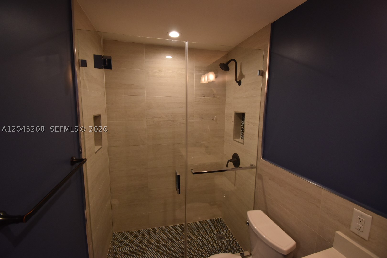 13900 Lake Placid Ct #A24, Miami Lakes FL 33014