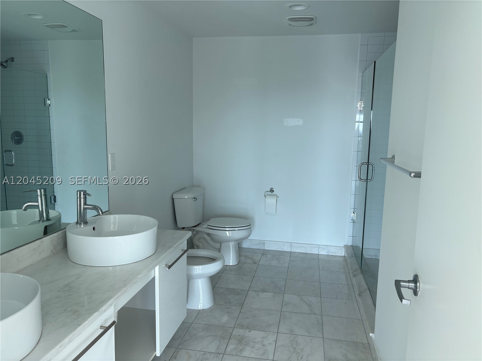 888 Biscayne Blvd #712, Miami FL 33132