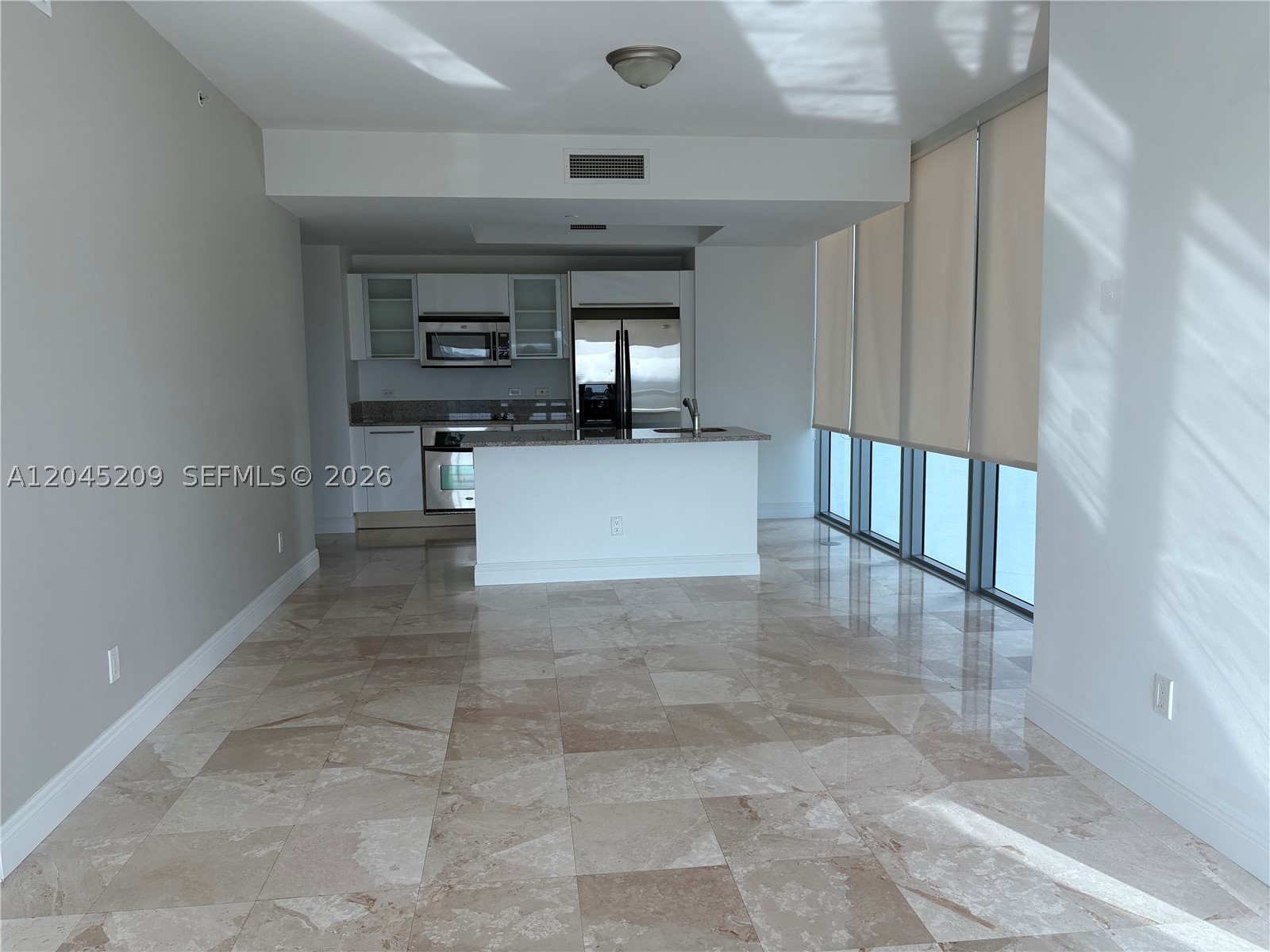 888 Biscayne Blvd #712, Miami FL 33132