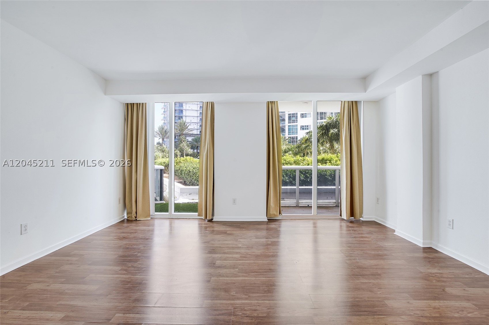 10275 Collins Ave #201, Bal Harbour FL 33154