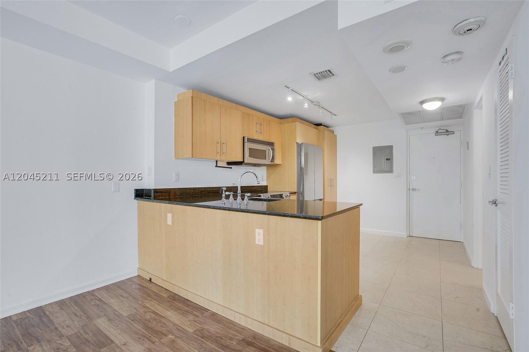 10275 Collins Ave #201, Bal Harbour FL 33154