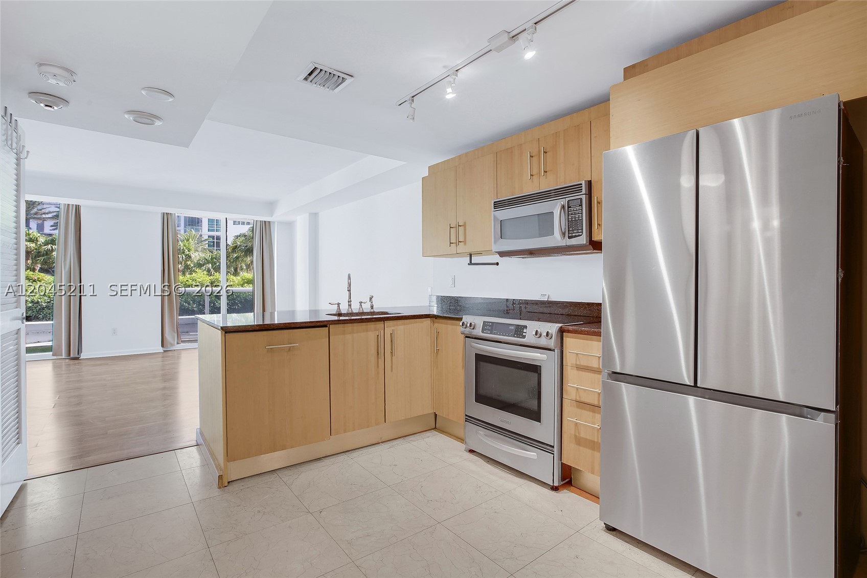 10275 Collins Ave #201, Bal Harbour FL 33154