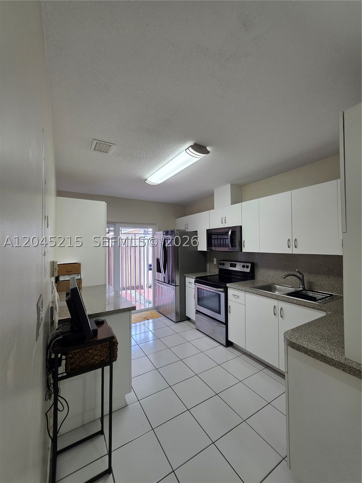 8905 NW 121 ST #0, Hialeah FL 33018