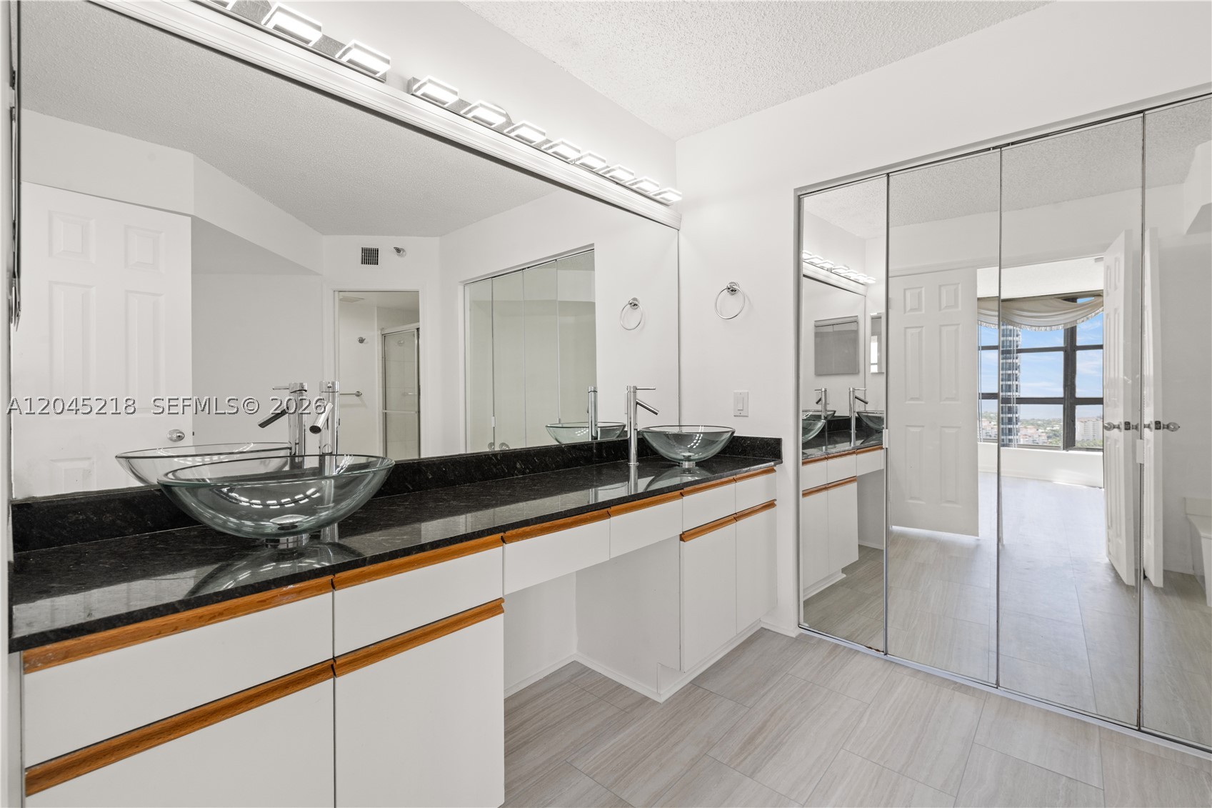 3530 Mystic Pointe Dr #3206, Aventura FL 33180