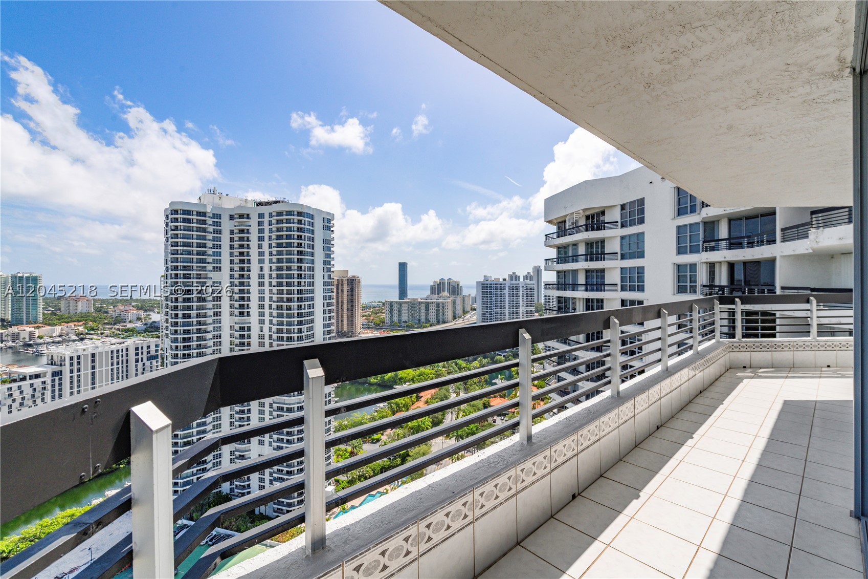 3530 Mystic Pointe Dr #3206, Aventura FL 33180