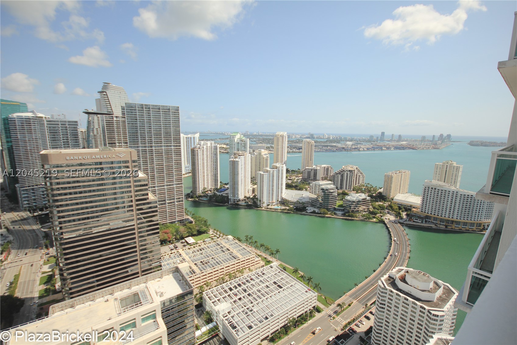 950 Brickell Bay Dr #5002, Miami FL 33131
