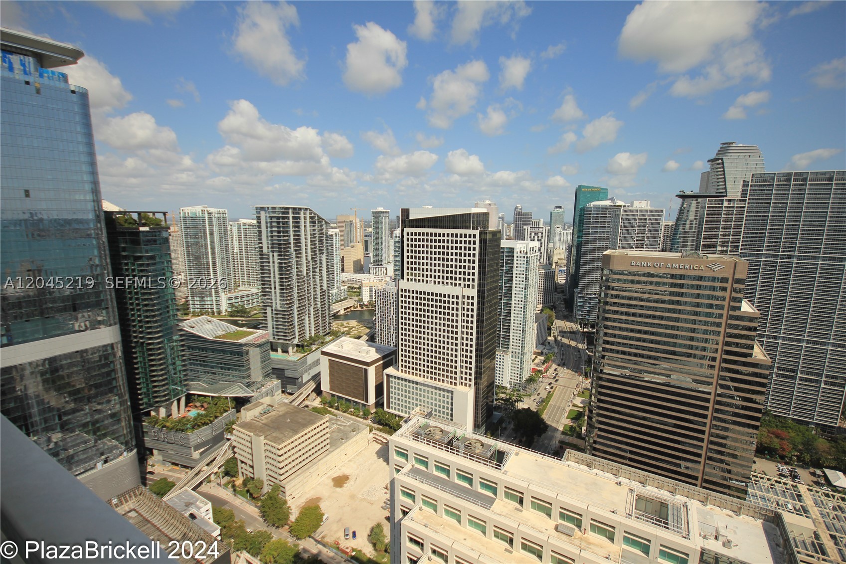 950 Brickell Bay Dr #5002, Miami FL 33131