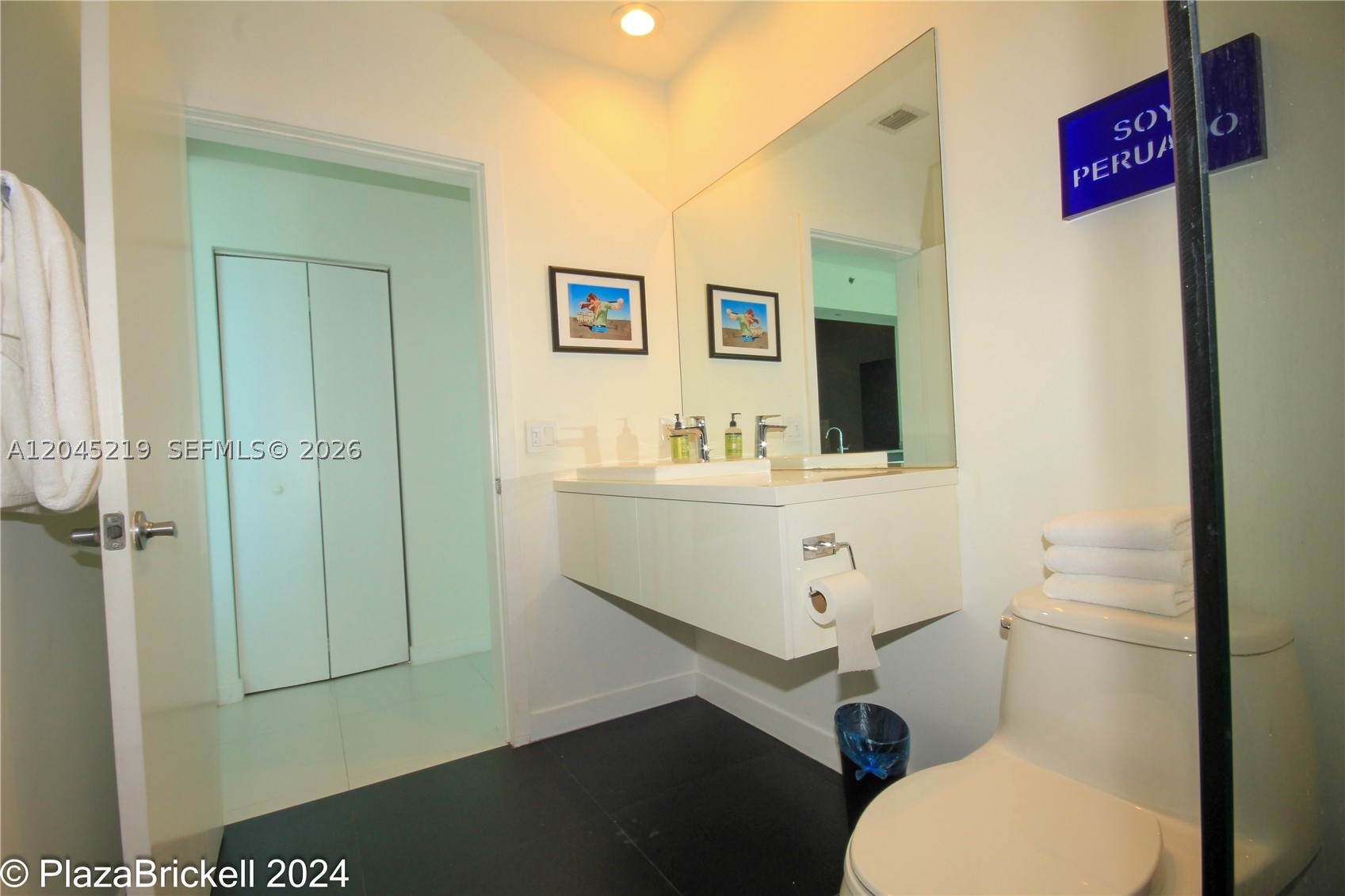 950 Brickell Bay Dr #5002, Miami FL 33131