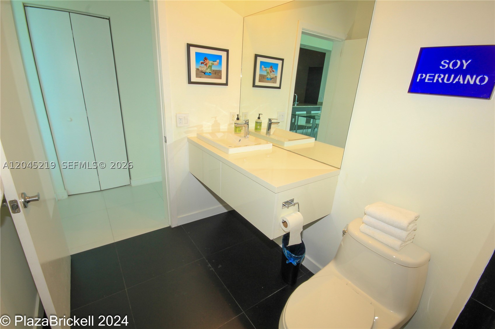 950 Brickell Bay Dr #5002, Miami FL 33131