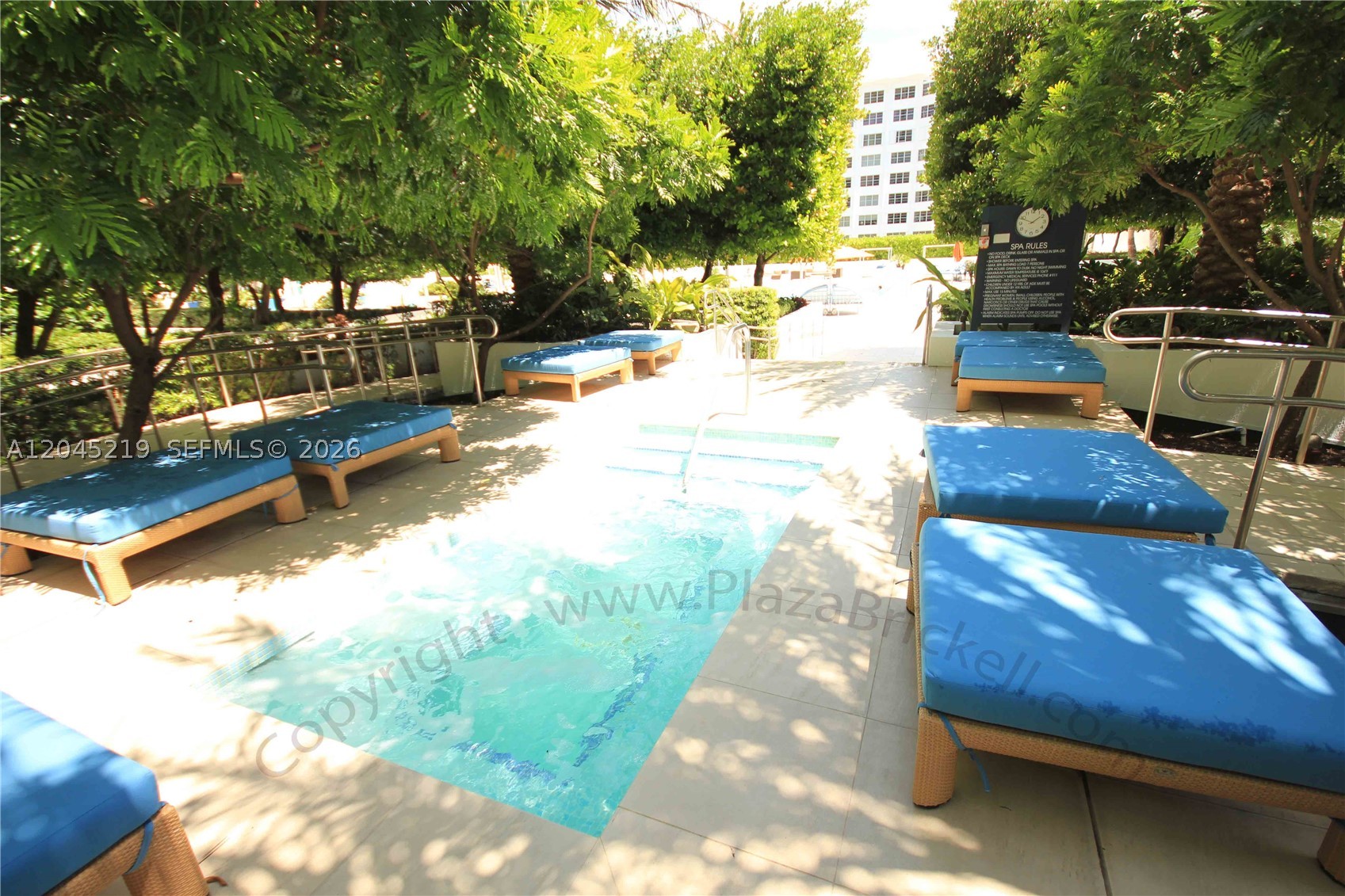 950 Brickell Bay Dr #5002, Miami FL 33131