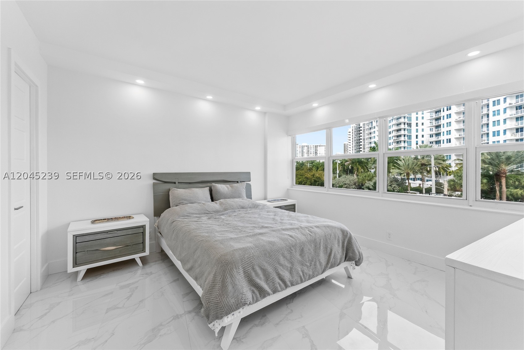 3250 NE 28th St #403, Fort Lauderdale FL 33308