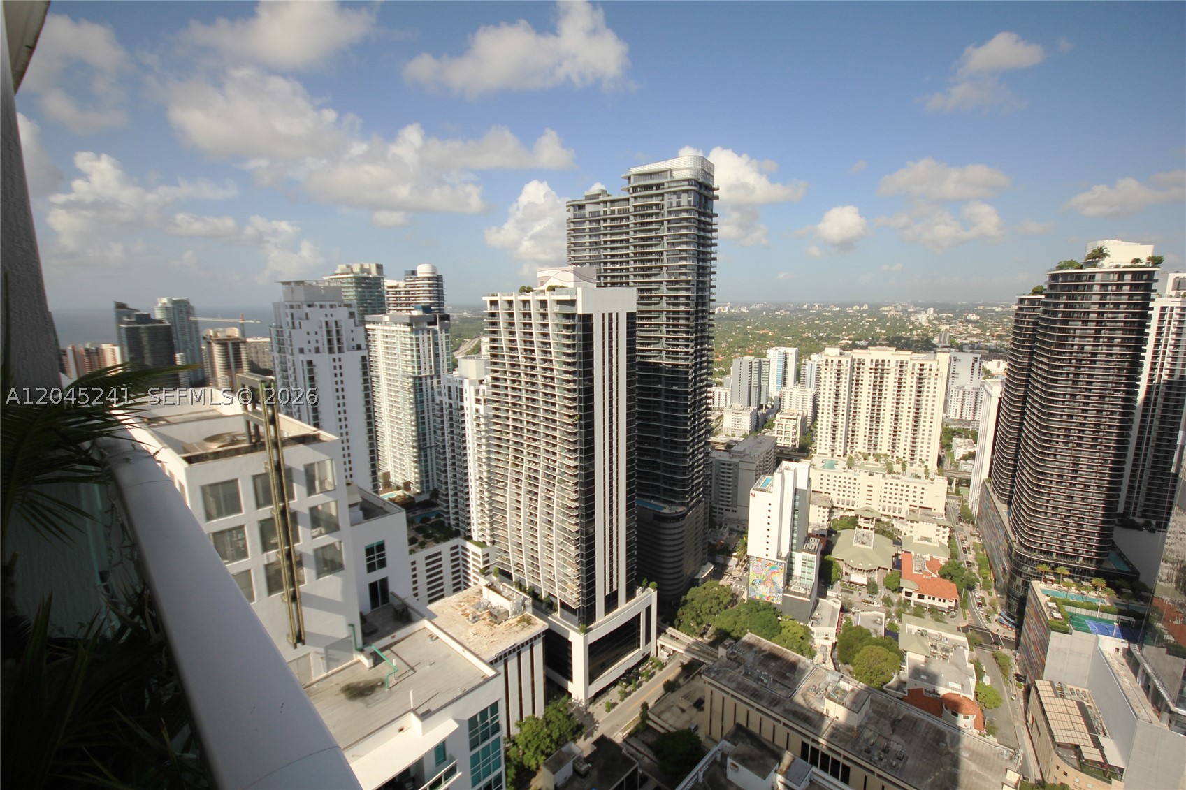 950 Brickell Bay Dr #5000, Miami FL 33131