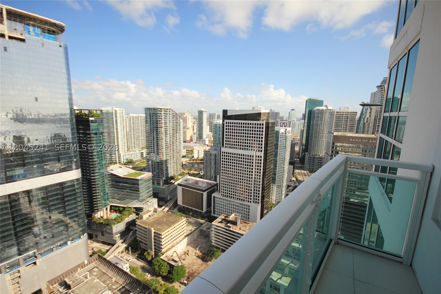 950 Brickell Bay Dr #5000, Miami FL 33131