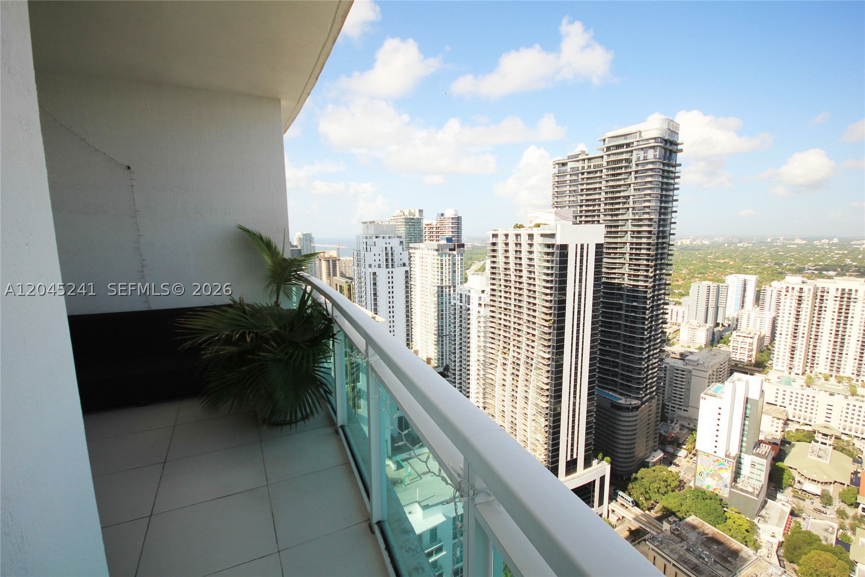 950 Brickell Bay Dr #5000, Miami FL 33131