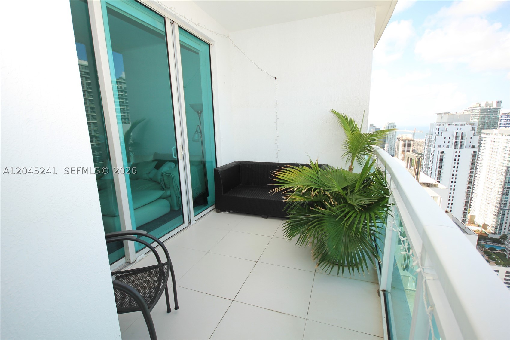 950 Brickell Bay Dr #5000, Miami FL 33131