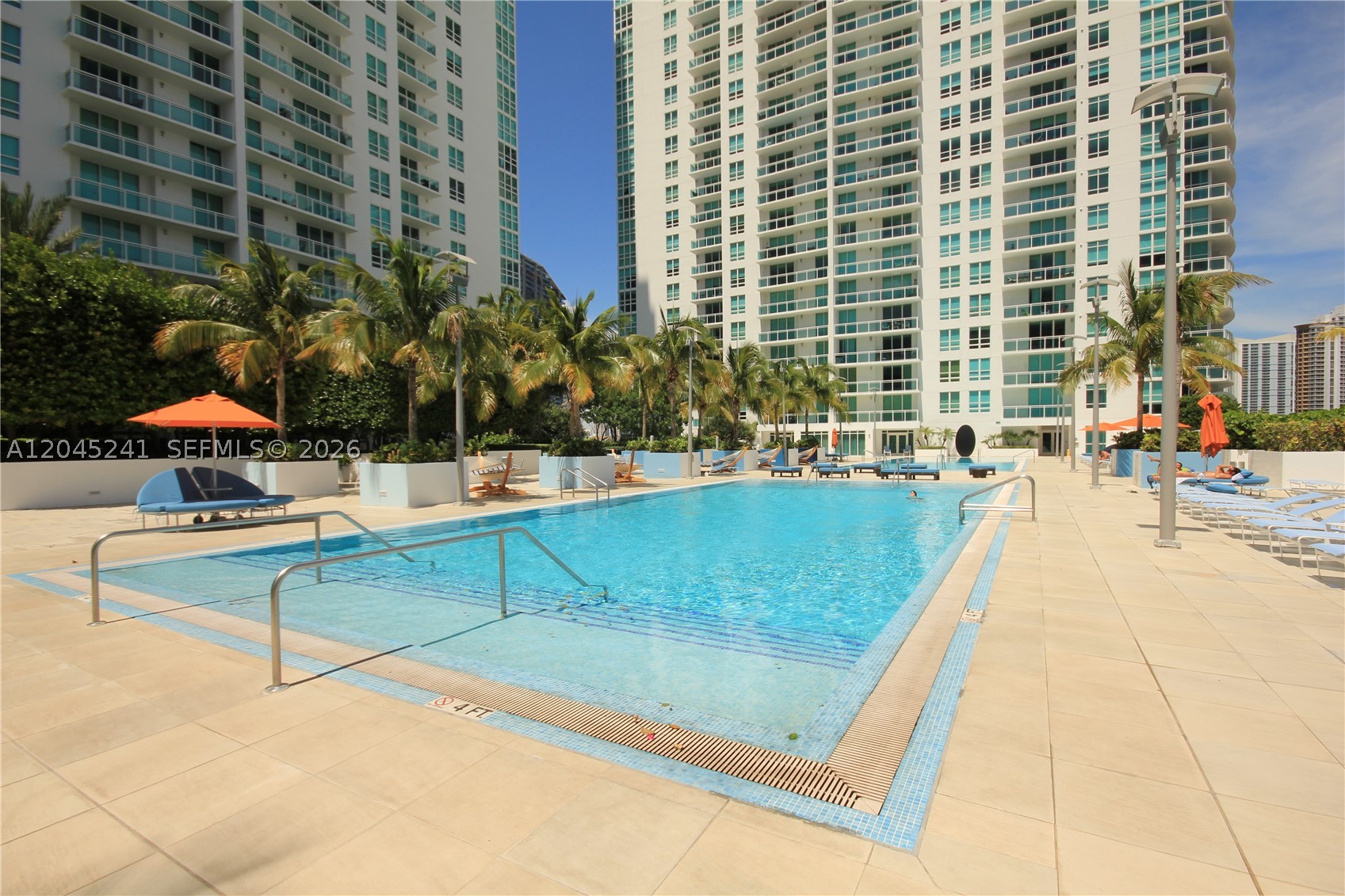 950 Brickell Bay Dr #5000, Miami FL 33131