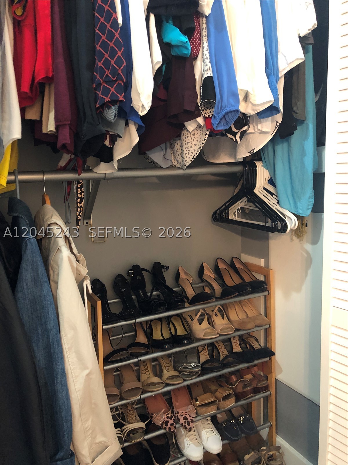 253 NE 2nd St #218, Miami FL 33132