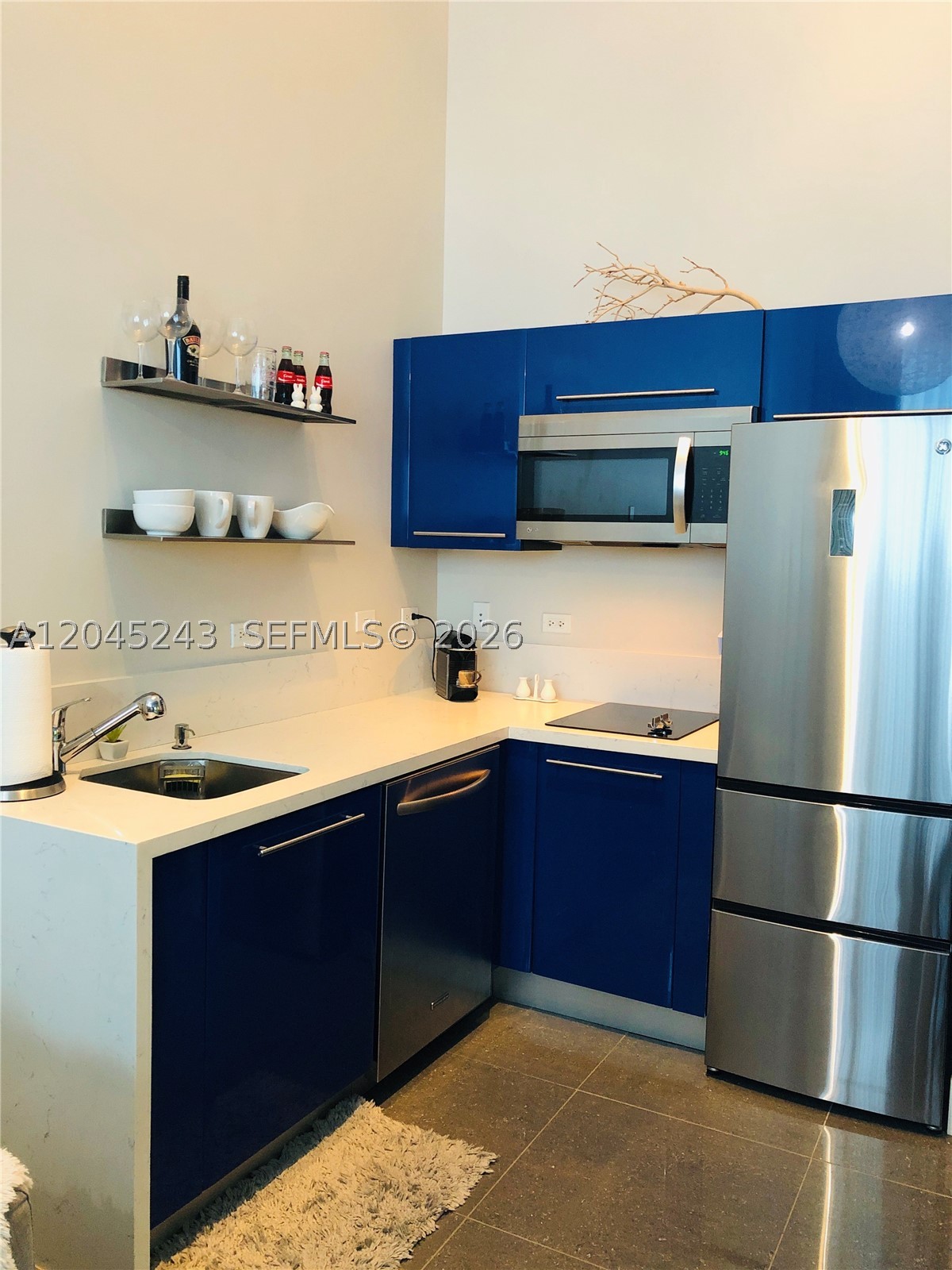 253 NE 2nd St #218, Miami FL 33132