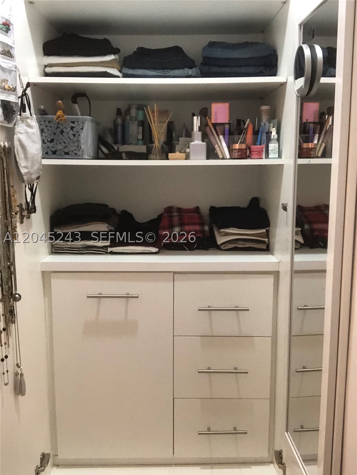 253 NE 2nd St #218, Miami FL 33132