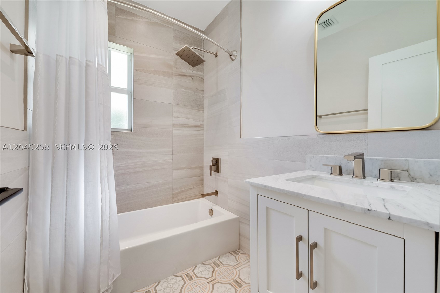 6356 SW 14th St, West Miami FL 33144