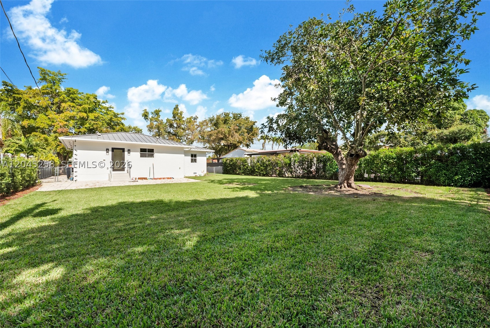 6356 SW 14th St, West Miami FL 33144