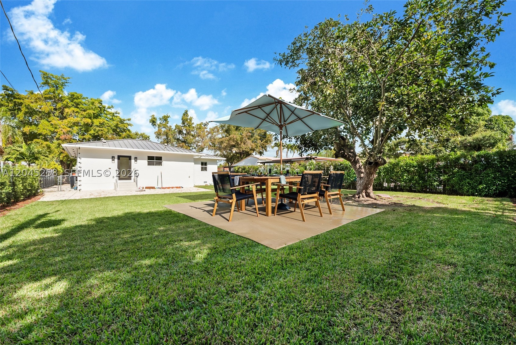 6356 SW 14th St, West Miami FL 33144