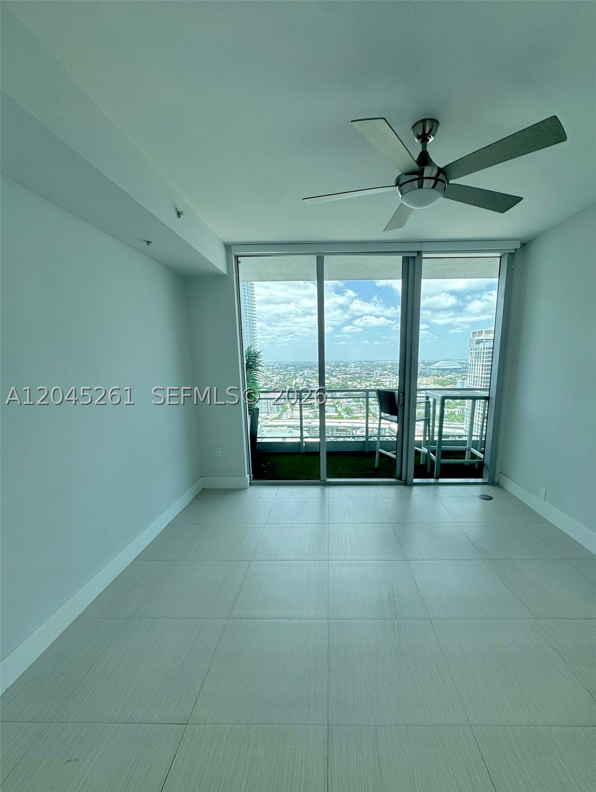 92 SW 3rd St #3608, Miami FL 33130