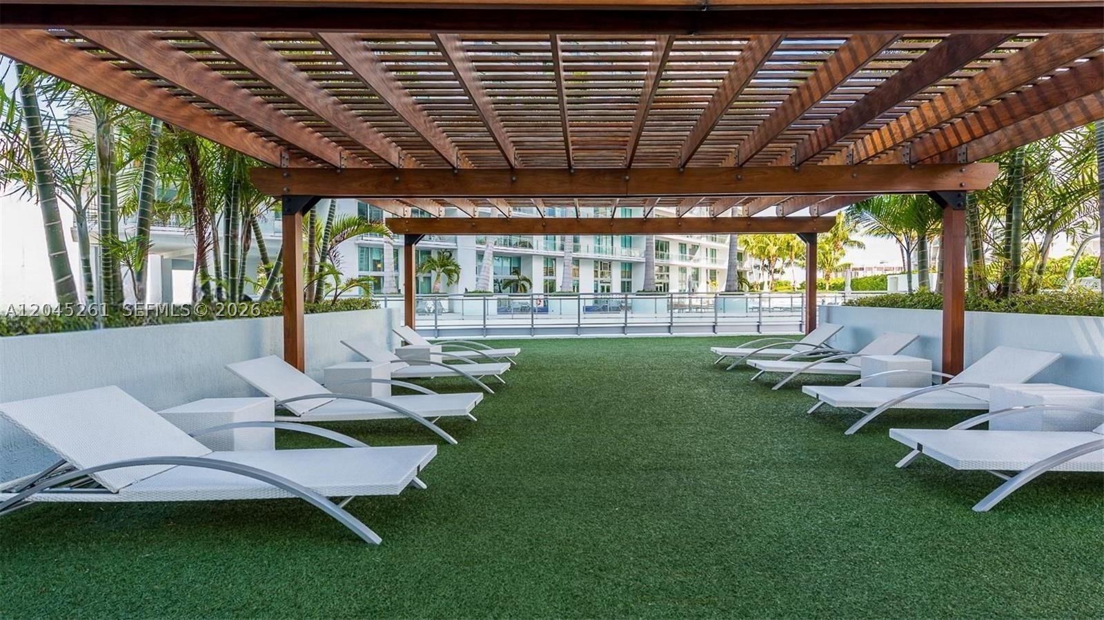 92 SW 3rd St #3608, Miami FL 33130