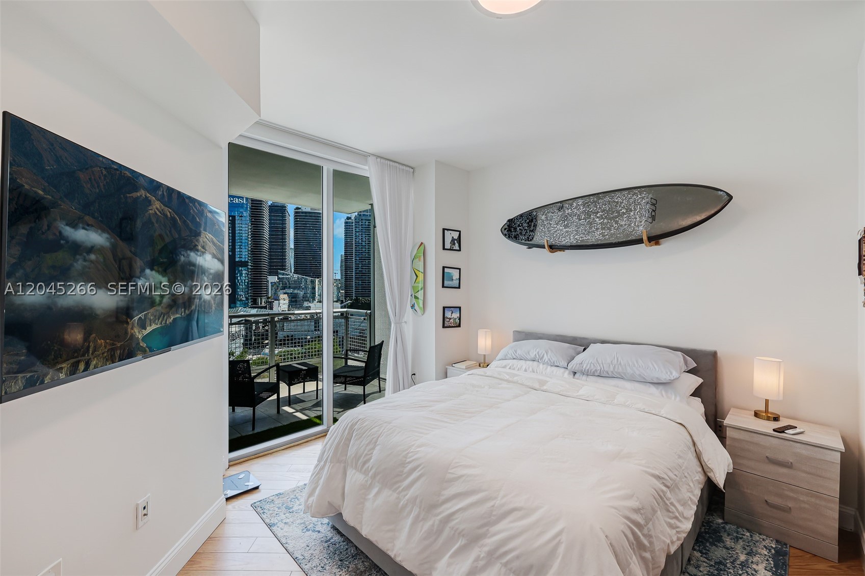 350 S Miami Ave #2104, Miami FL 33130