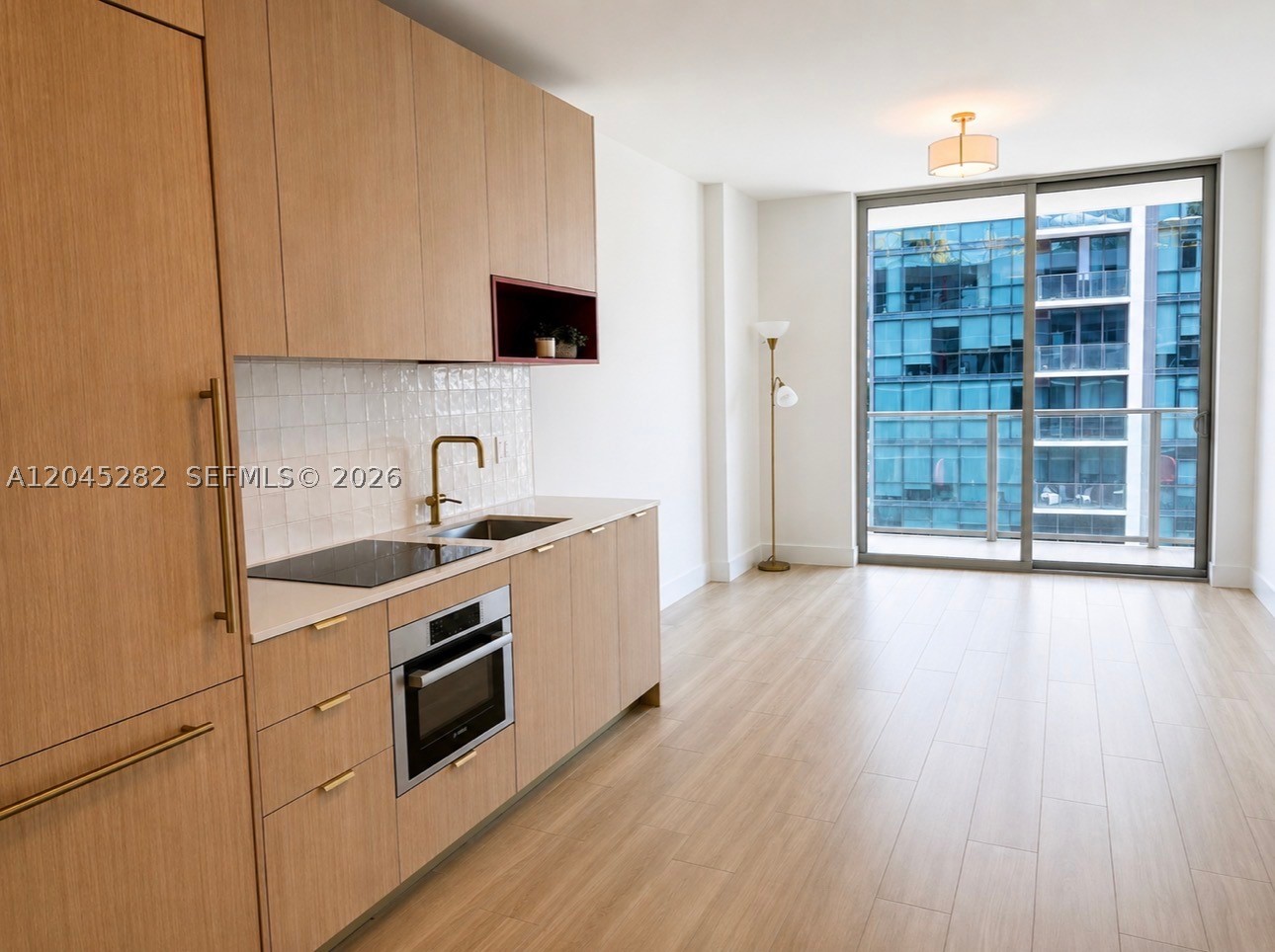 90 NE st 32nd st #906, Miami FL 33127
