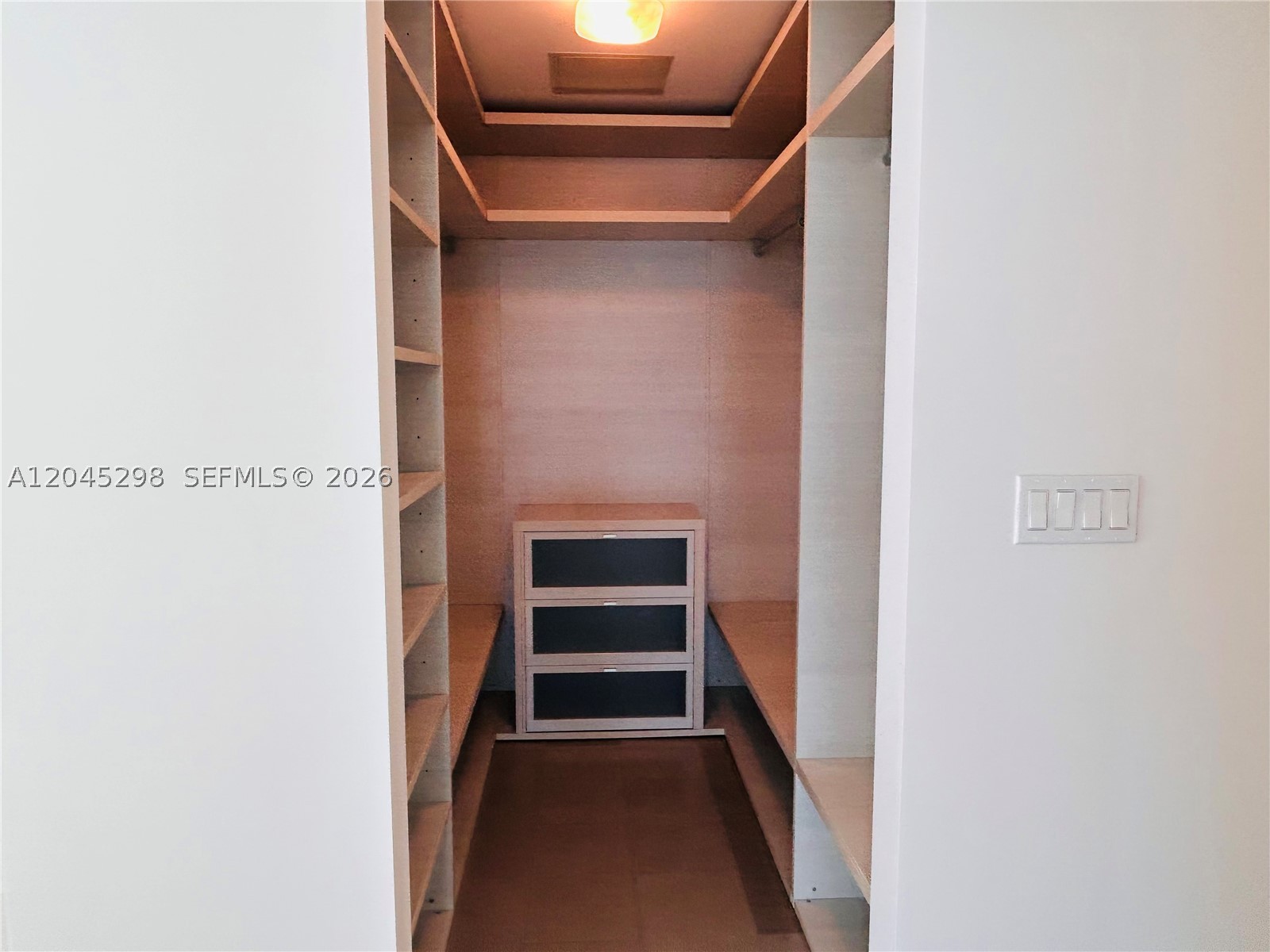 88 SW 7th St #1511, Miami FL 33130