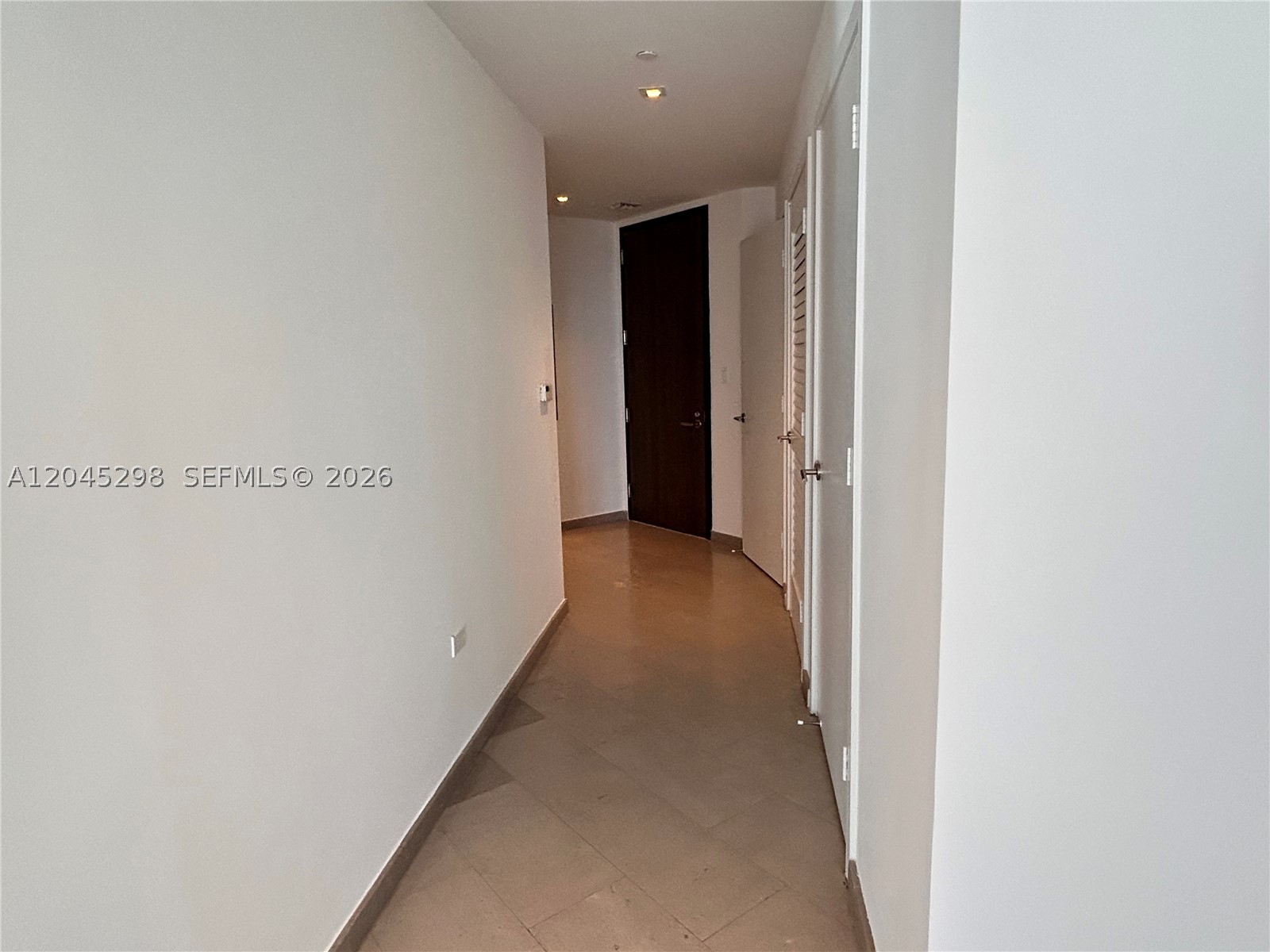 88 SW 7th St #1511, Miami FL 33130