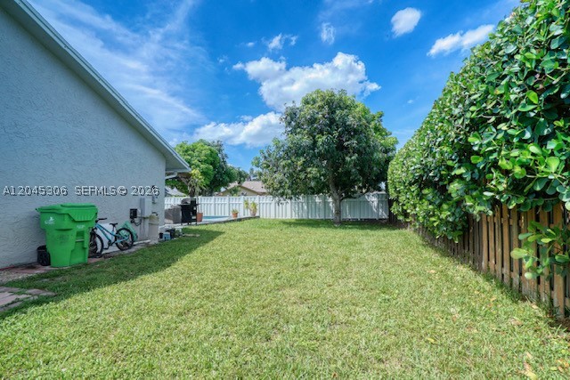 15810 N Wind Cir, Sunrise FL 33326