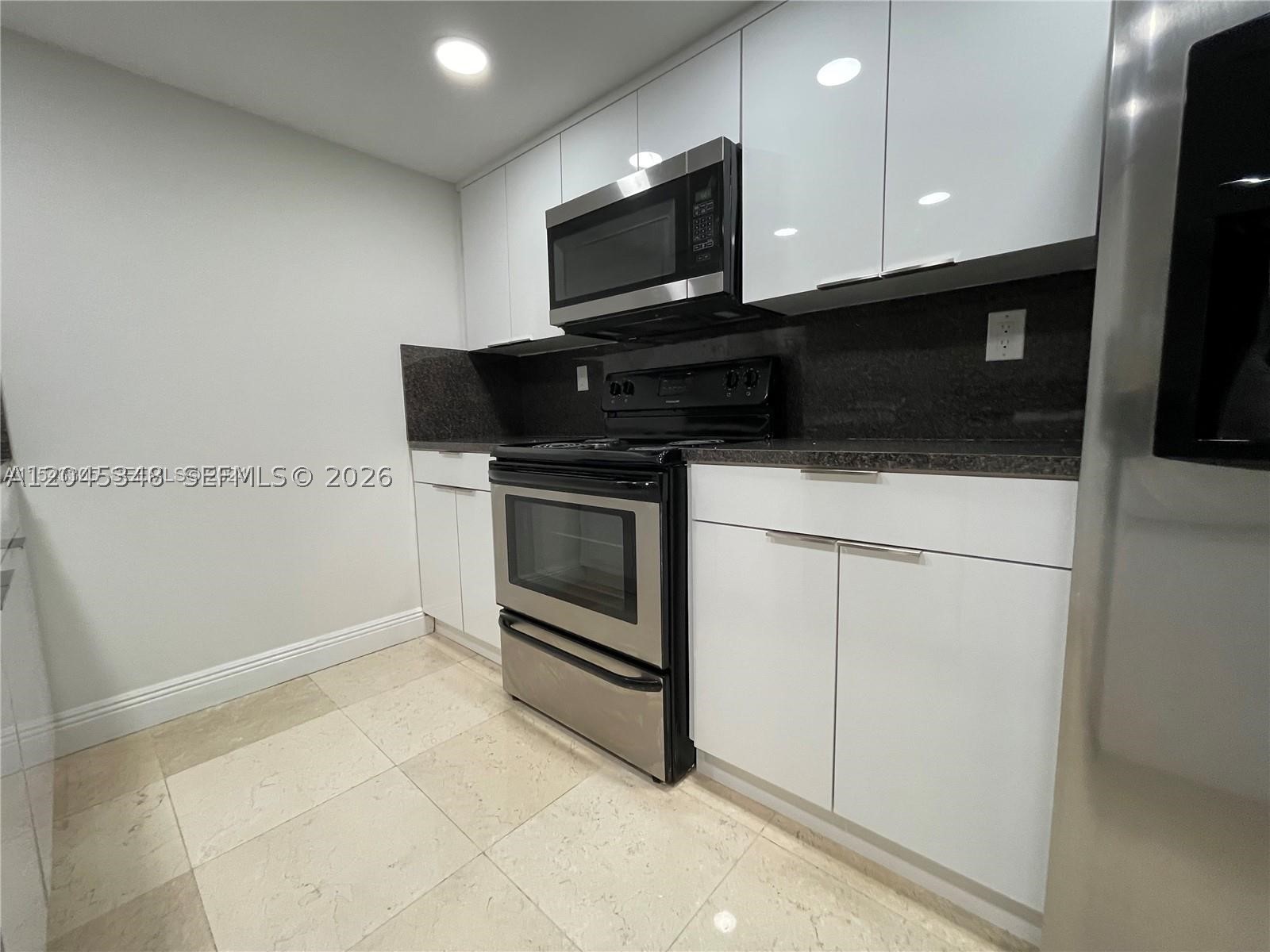 3756 NE 166th St #112, North Miami Beach FL 33160