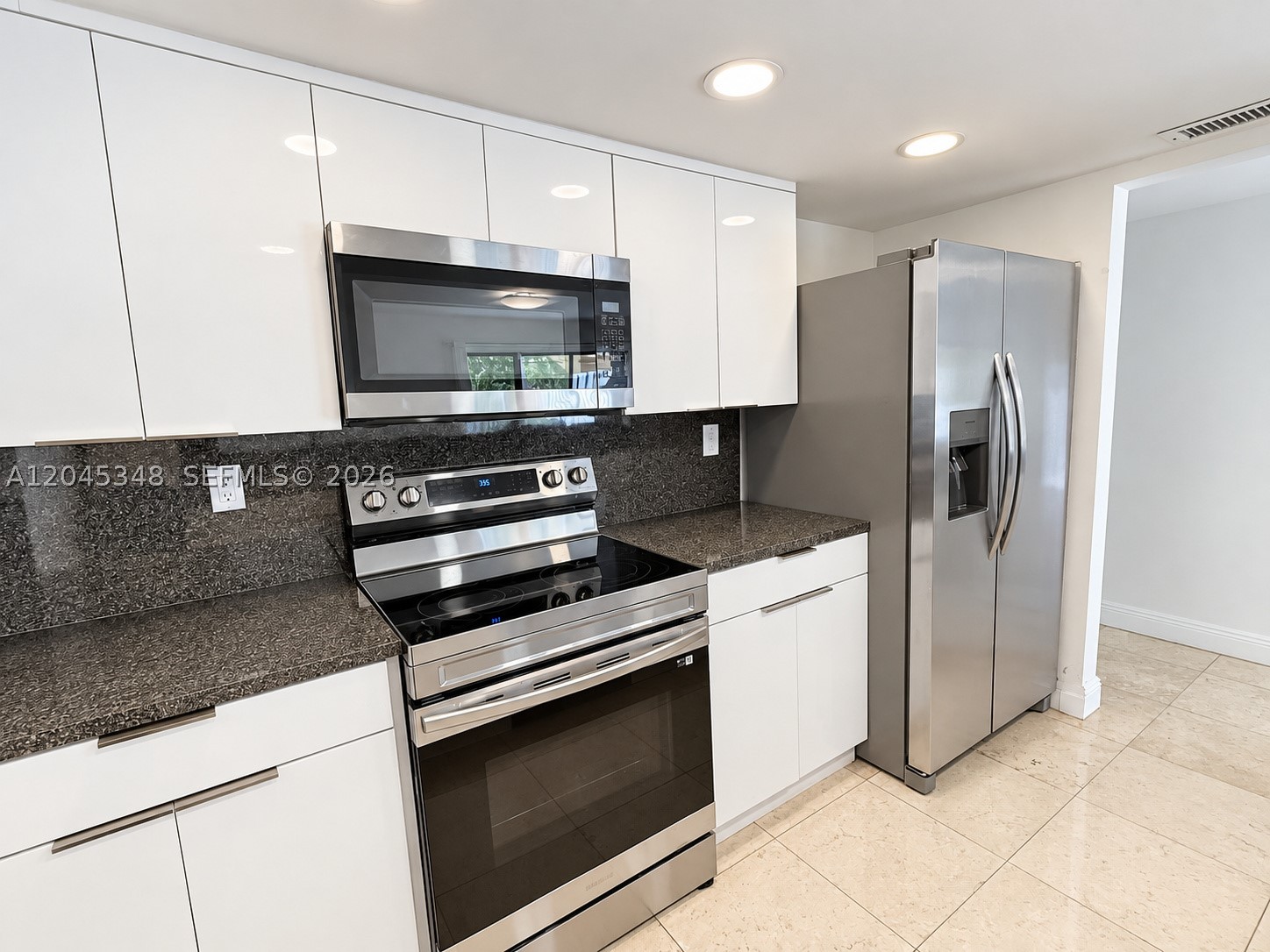 3756 NE 166th St #112, North Miami Beach FL 33160