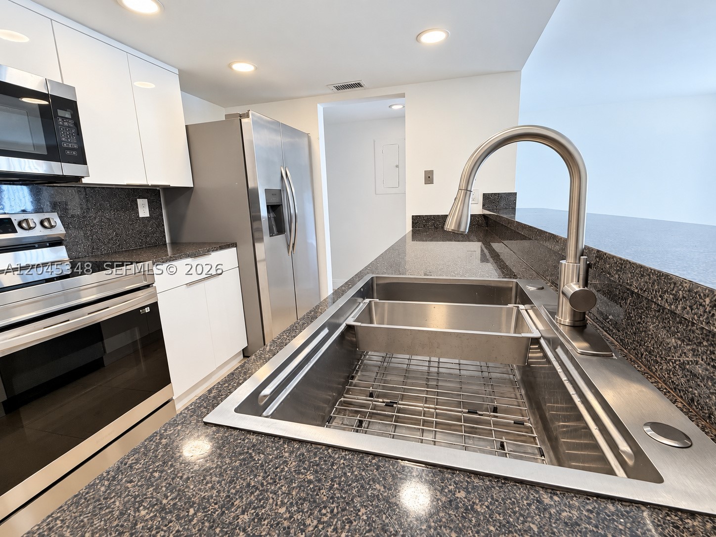 3756 NE 166th St #112, North Miami Beach FL 33160