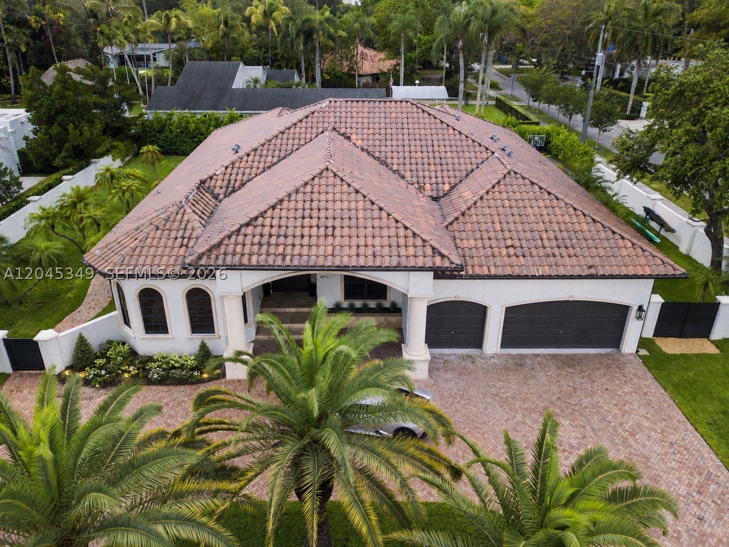 6874 SW 57th Ter, Miami FL 33143