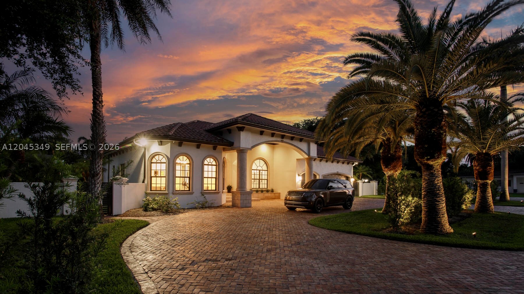 6874 SW 57th Ter, Miami FL 33143