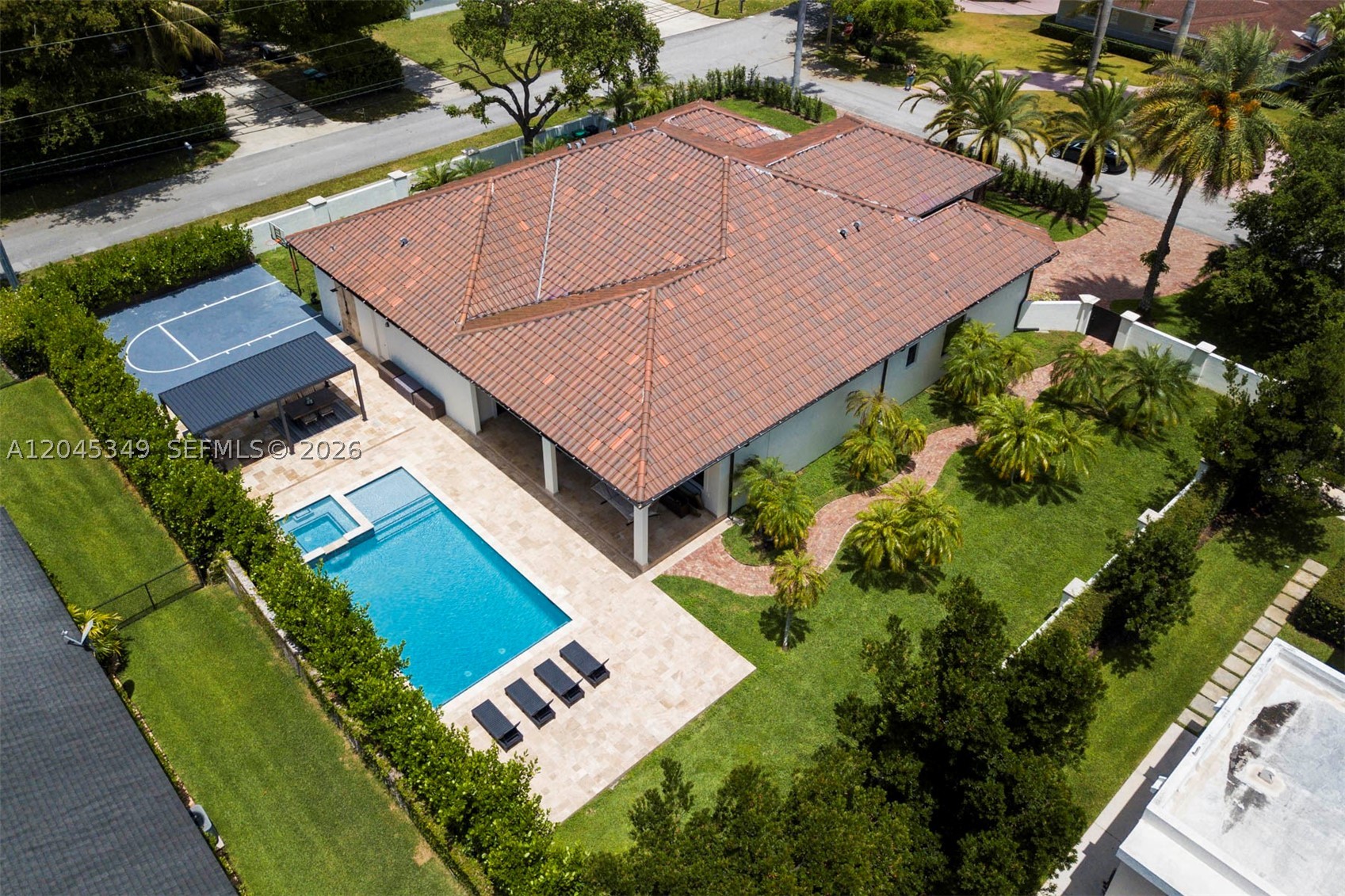 6874 SW 57th Ter, Miami FL 33143
