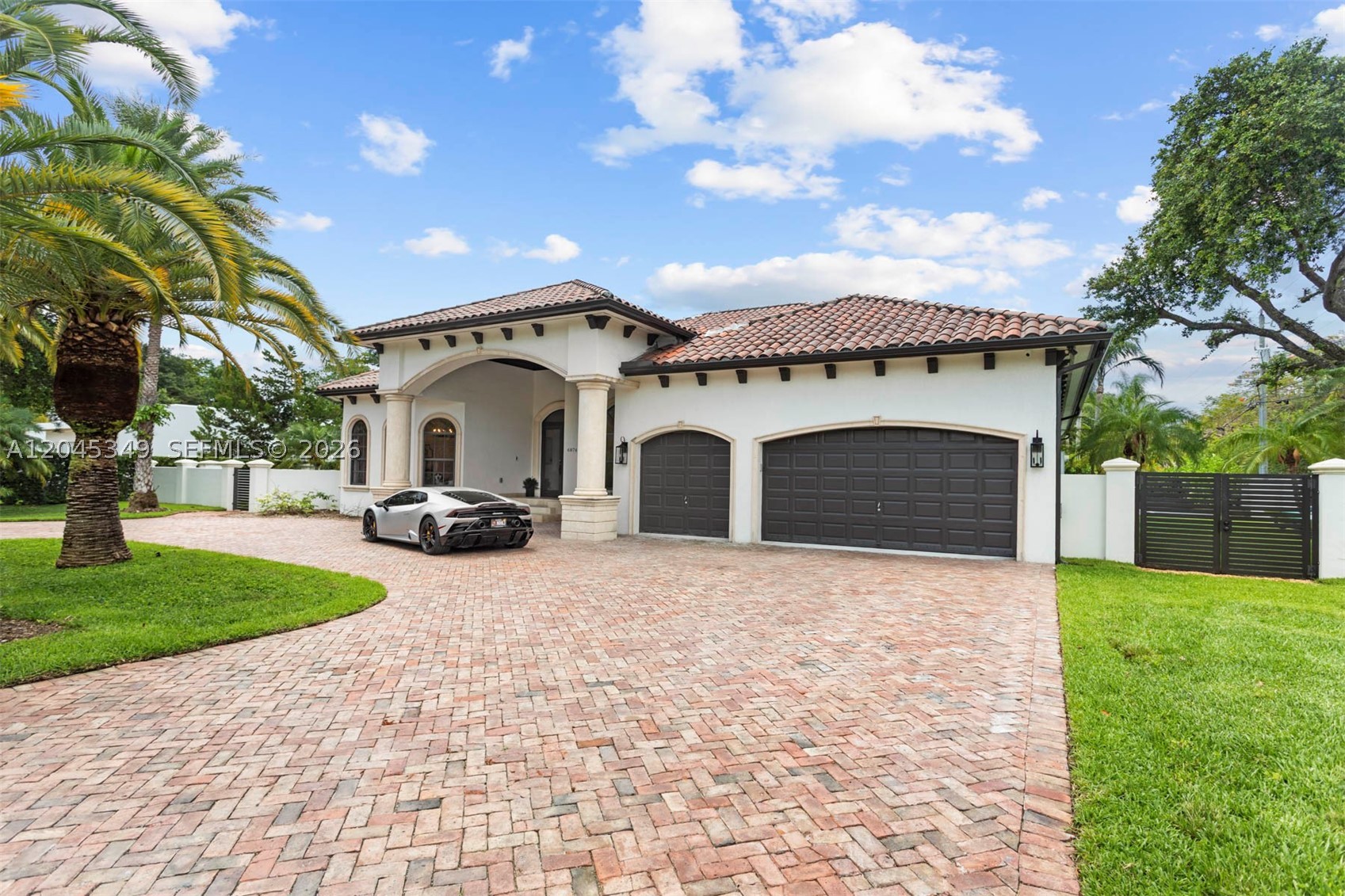 6874 SW 57th Ter, Miami FL 33143