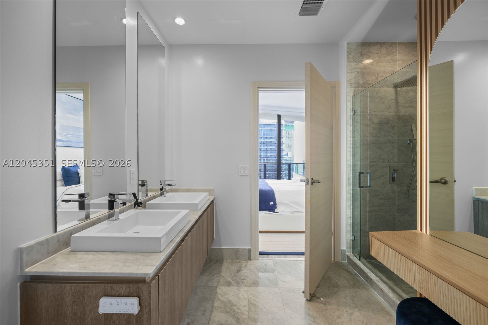 801 S Miami Ave #5403, Miami FL 33130